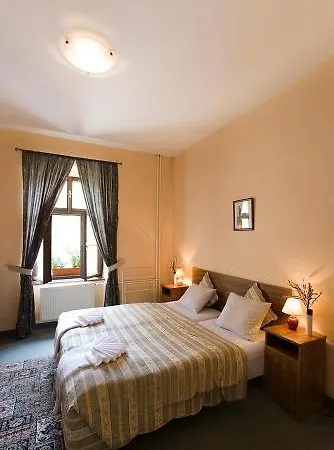 Szálloda Columbo 3*